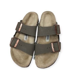 Birkenstock Women's Arizona Birkibuc Shearling Sandals Army green Size 37